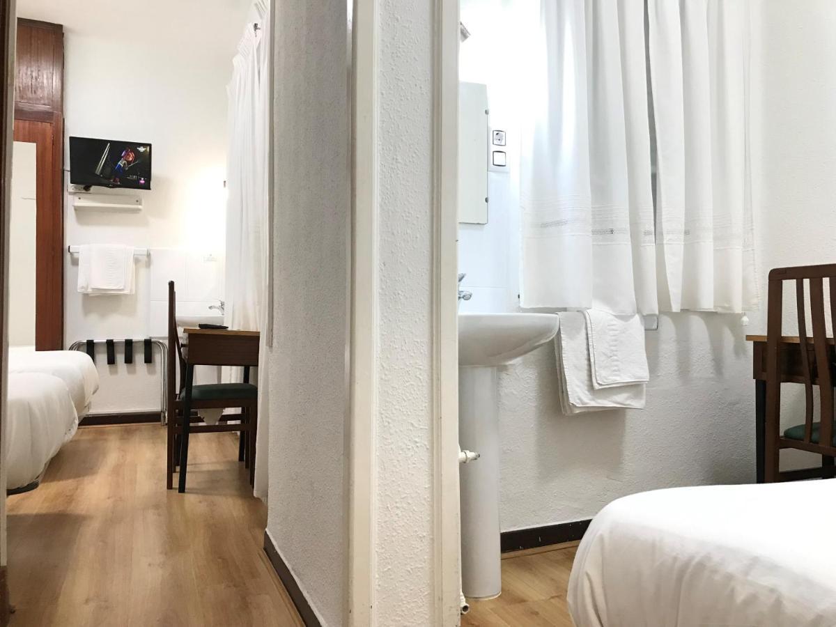 Hostal La Mexicana Santander Exterior photo