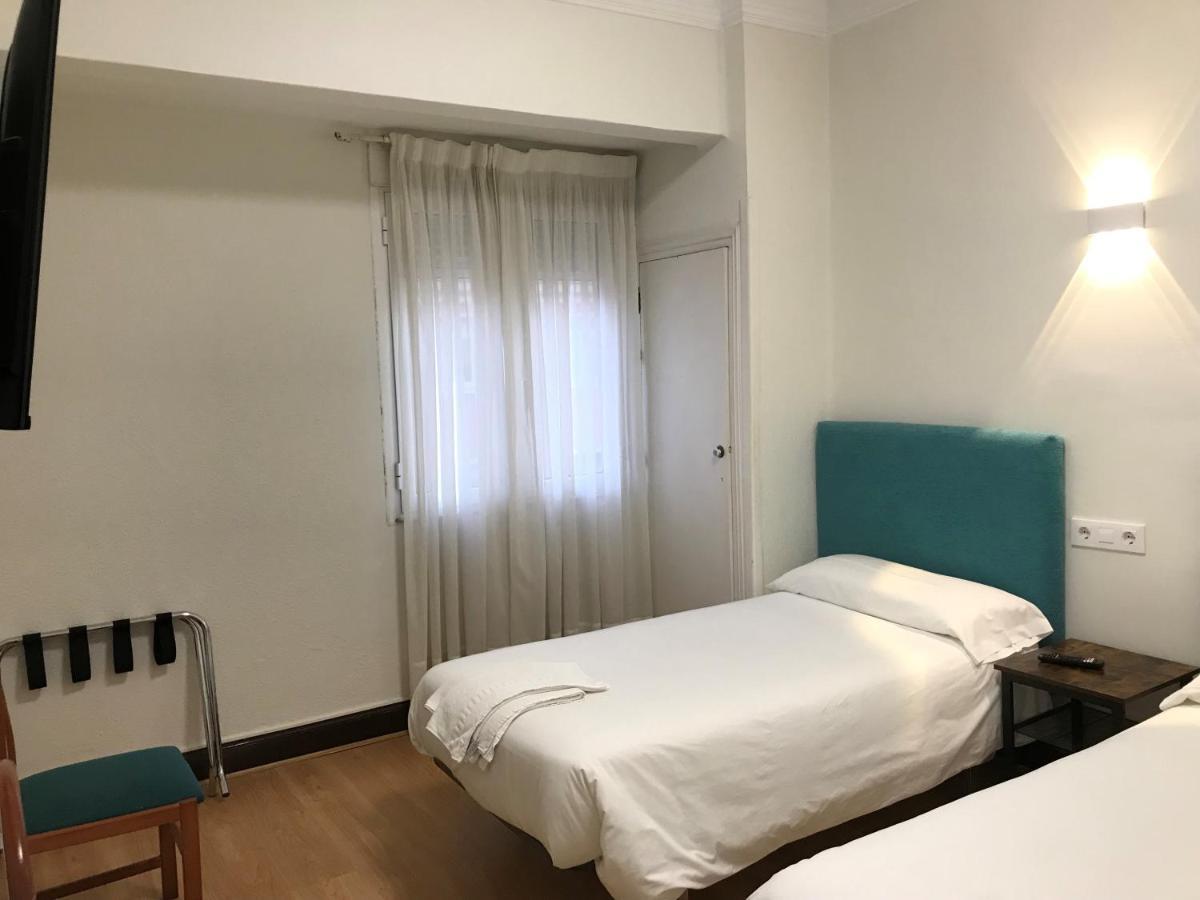 Hostal La Mexicana Santander Exterior photo