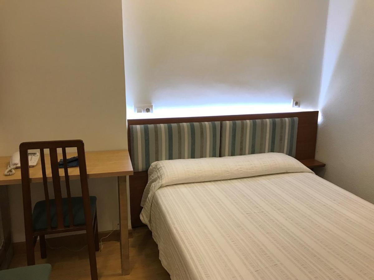 Hostal La Mexicana Santander Exterior photo